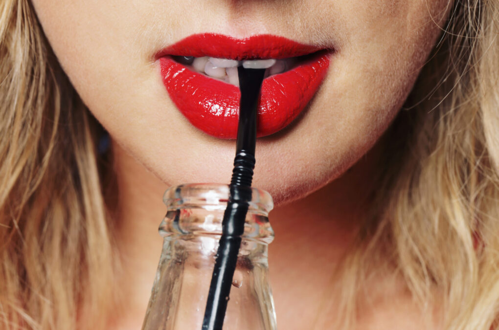 The Straw Exercise for Singers: How SOVT Training Improves Ease, Resonance & Vocal Health